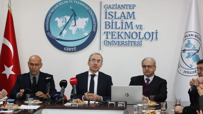 GİBTÜ Rektörü Demir'den samimi açıklamalar